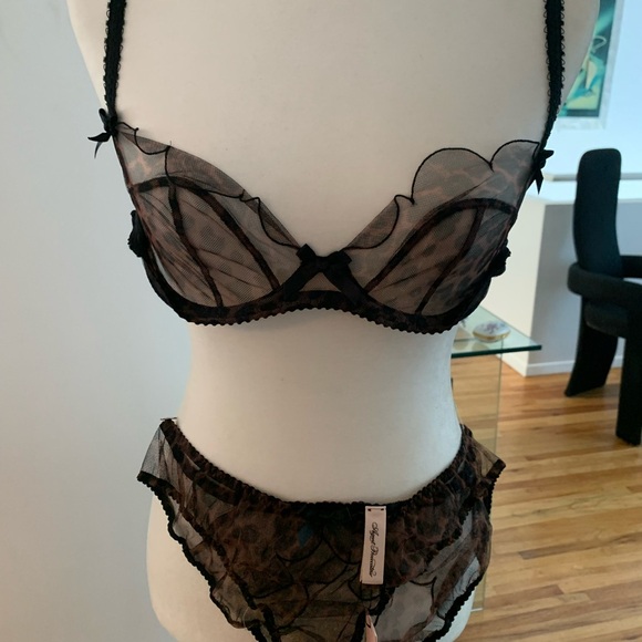 Agent Provocateur Lingerie set - Picture 2 of 14